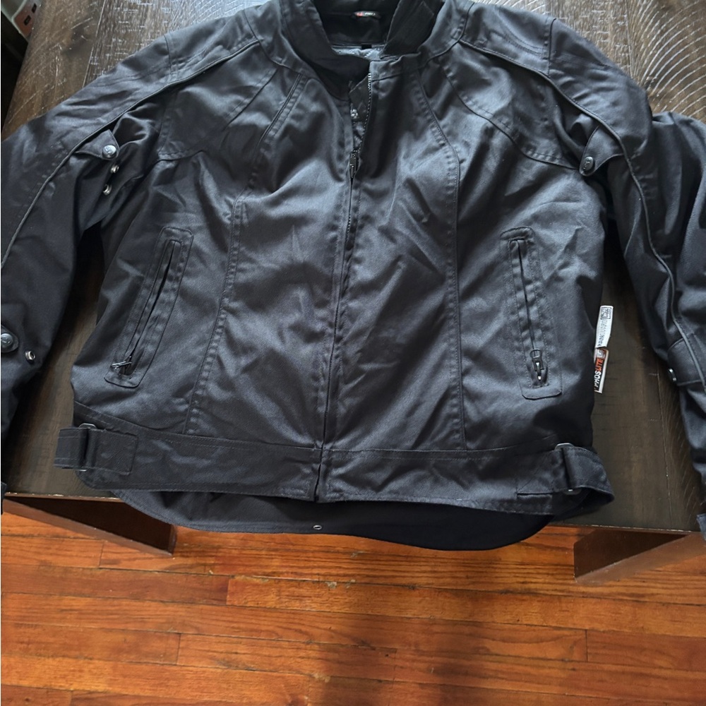 Fieldsheer women’s size 14 motorcycle jacket armored padded shoulder, back elbow